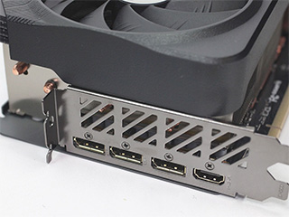    DisplayPort 1.4a    HDMI 2.1a
