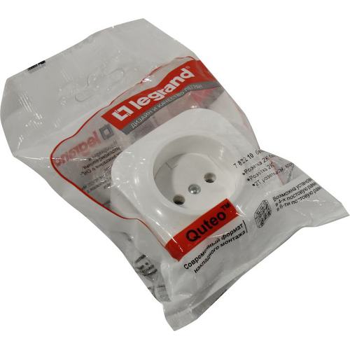 Розетка силовая Legrand Quteo 782210